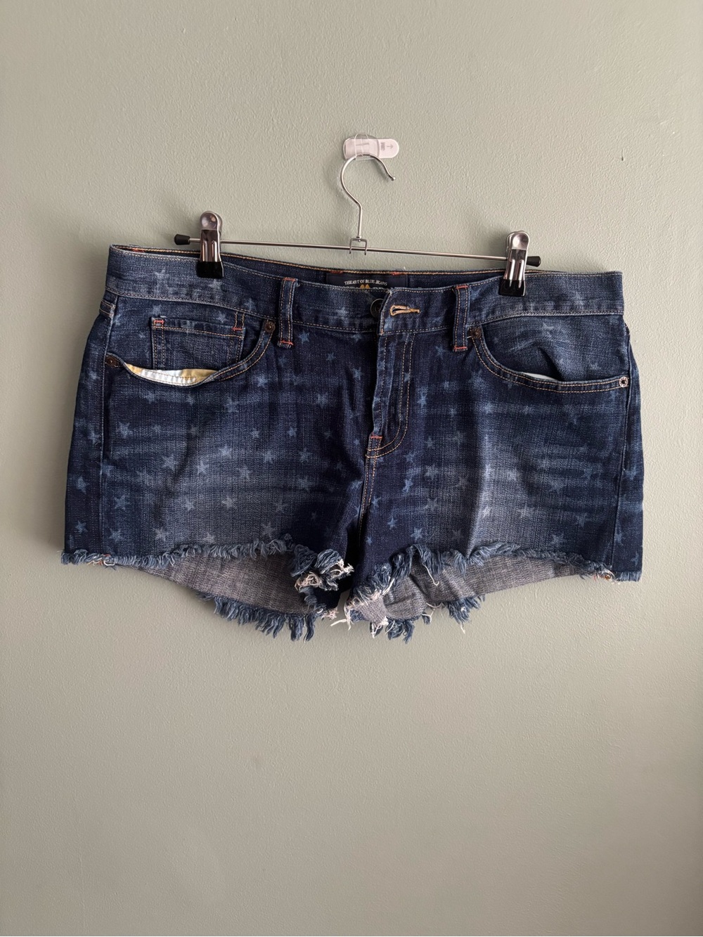 True Craft Star Print Distressed Denim Cut Off Shorts - Dark Wash - NWOT